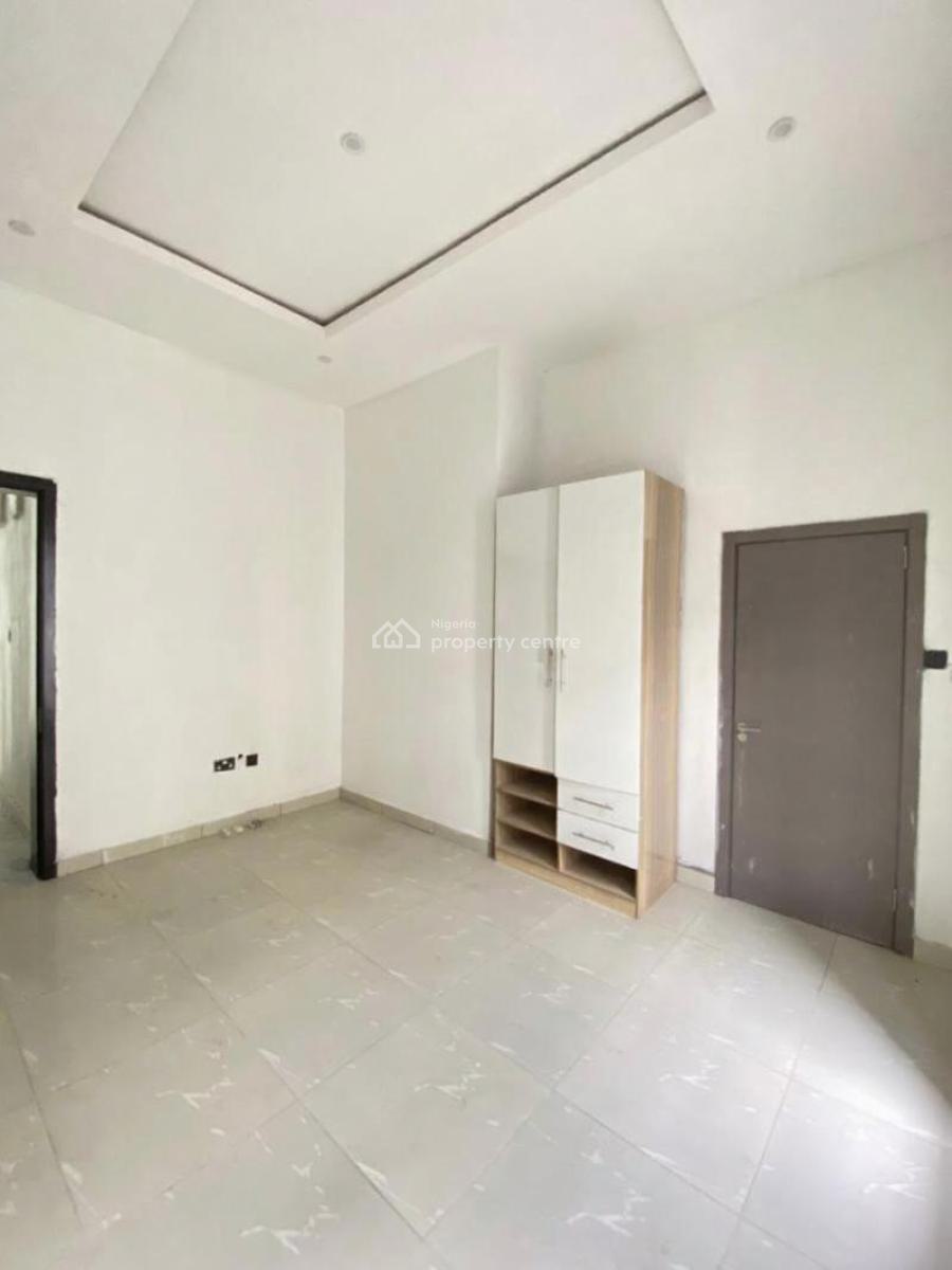 Lovely 4-bedroom Semi-detached Duplex, Orchid Road, Lekki, Lagos, Semi-detached Duplex for Sale