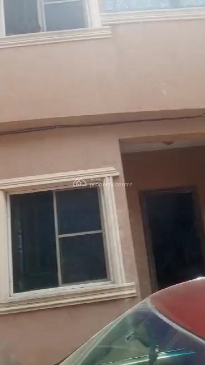 Distress Solidly Built 6 Flats, Akesan Bus-stop Igando Off Lasu Isheri Road Lagos State, Akesan, Alimosho, Lagos, Block of Flats for Sale