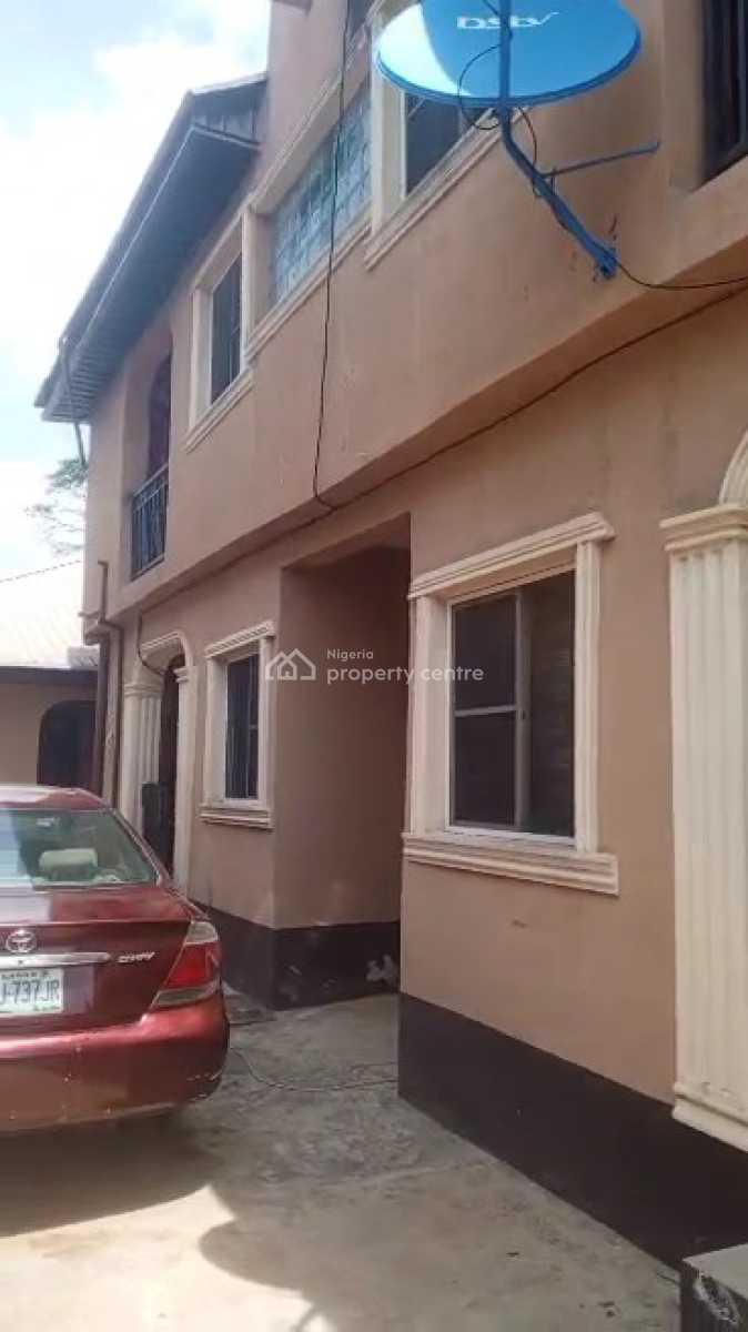 Distress Solidly Built 6 Flats, Akesan Bus-stop Igando Off Lasu Isheri Road Lagos State, Akesan, Alimosho, Lagos, Block of Flats for Sale