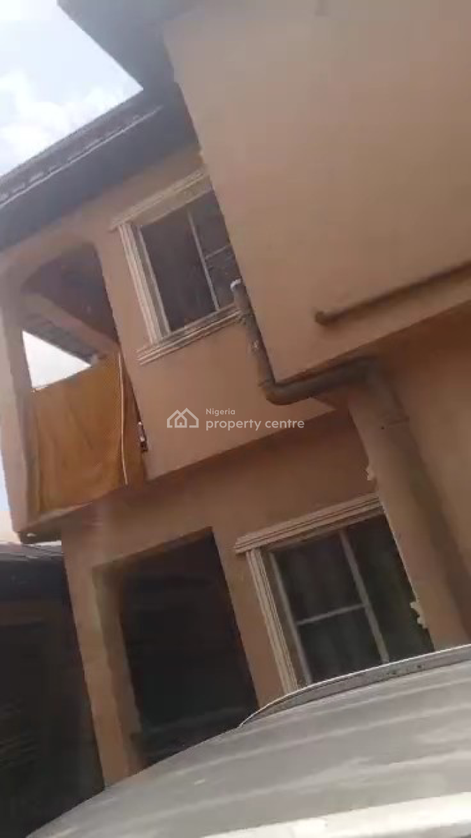 Distress Solidly Built 6 Flats, Akesan Bus-stop Igando Off Lasu Isheri Road Lagos State, Akesan, Alimosho, Lagos, Block of Flats for Sale