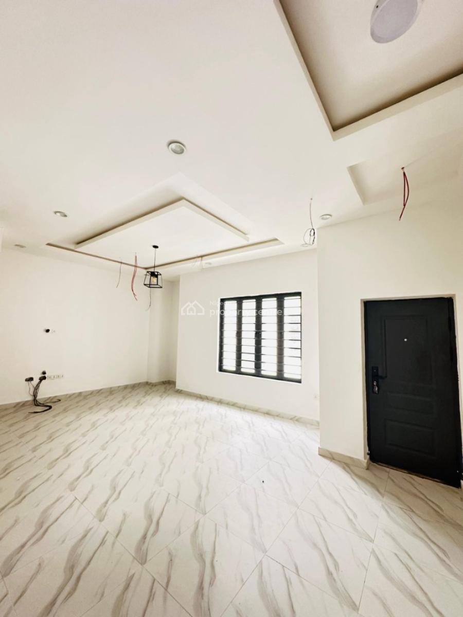 Alluring 4 Bedroom Terrace Duplex, Ologolo, Lekki, Lagos, Terraced Duplex for Sale