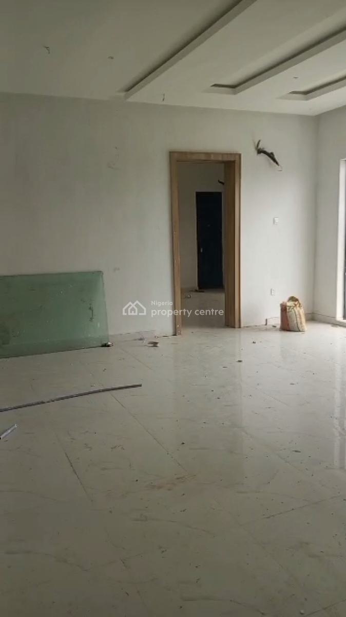 Lovely 3 Bedrooms Apartment, Adeniyi Jones, Ikeja, Lagos, Flat / Apartment for Sale