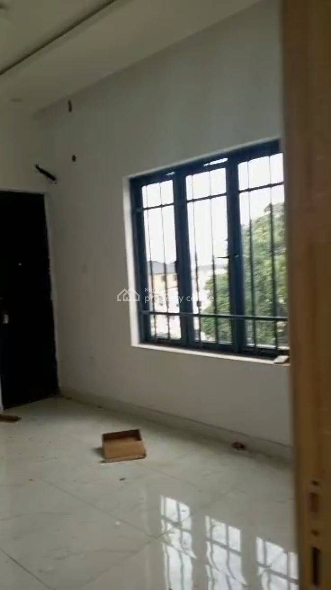 Lovely 3 Bedrooms Apartment, Adeniyi Jones, Ikeja, Lagos, Flat / Apartment for Sale