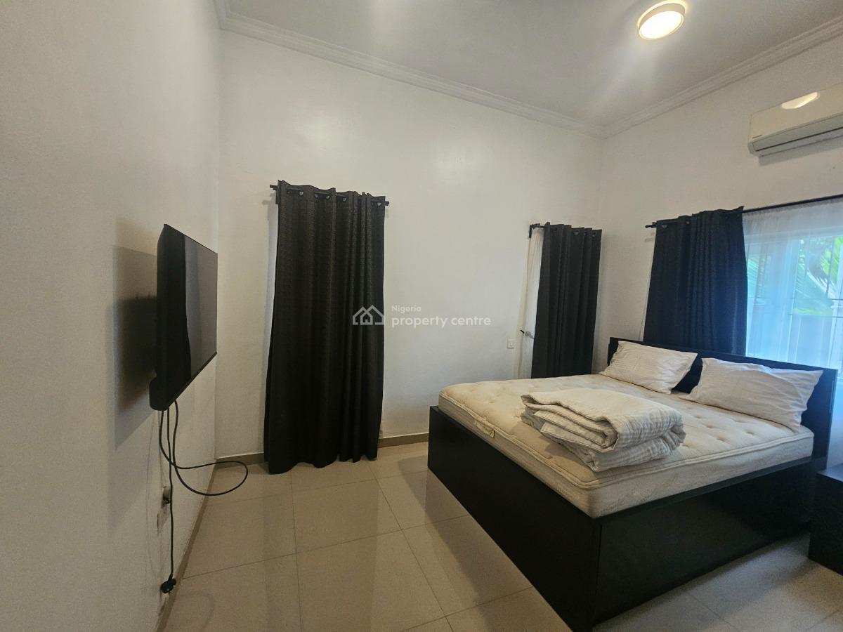 Furnished and Serviced 1 Bedroom Apartment, Ikeja Gra, Ikeja, Lagos, Flat / Apartment for Rent