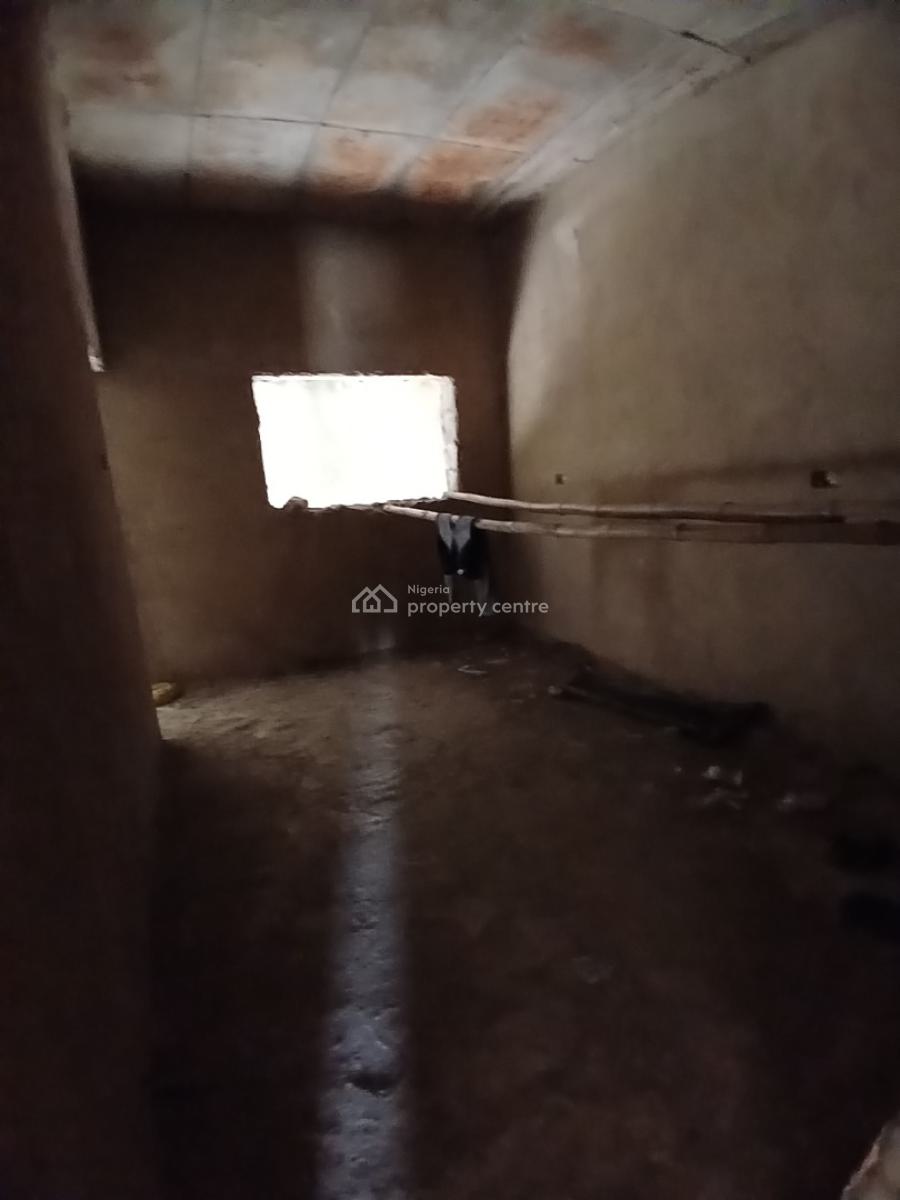 Uncompleted Building 5 Bedroom Terrace Duplex with 1room Bq, Guzape Abuja Diplomatic Zone, Guzape District, Abuja, Terraced Duplex for Sale