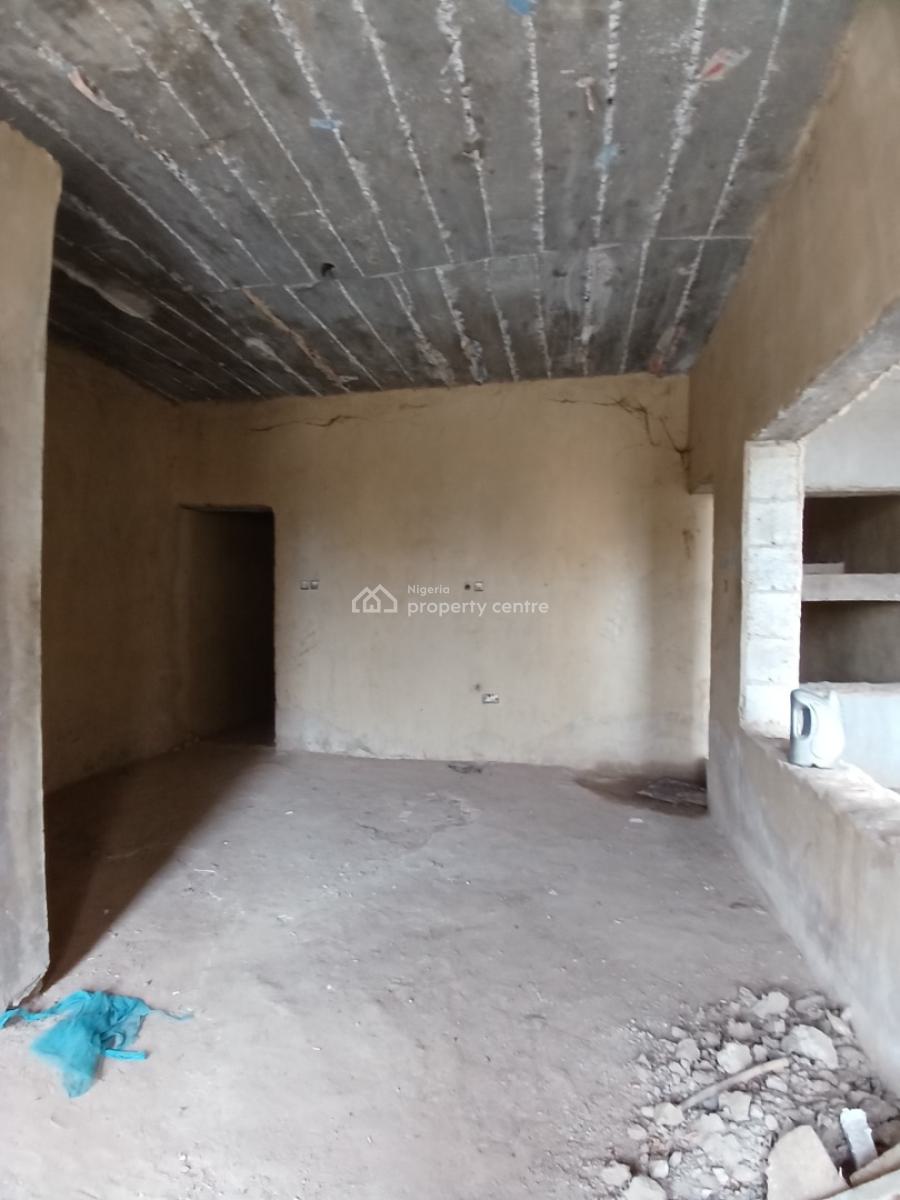 Uncompleted Building 5 Bedroom Terrace Duplex with 1room Bq, Guzape Abuja Diplomatic Zone, Guzape District, Abuja, Terraced Duplex for Sale