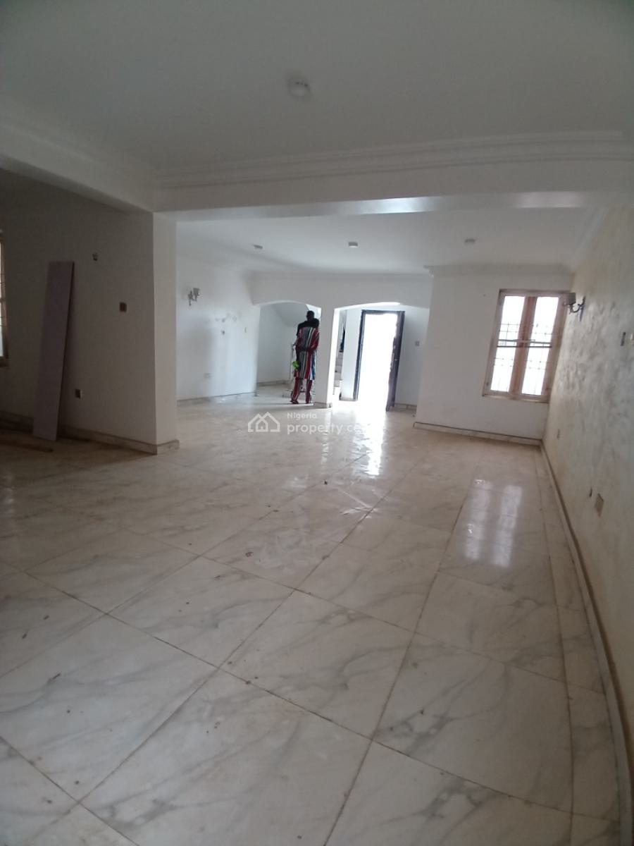 Brand New 4 Bedroom Terrace Duplex with 1room Bq, Guzape Abuja Diplomatic Zone, Guzape District, Abuja, Terraced Duplex for Sale