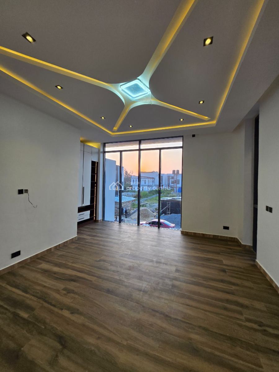 5 Bedroom Contemporary House Sitting on 400sqm with Parking for 4 Cars, Lekky County- Megamound, Ikota, Lekki, Lagos, Detached Duplex for Sale