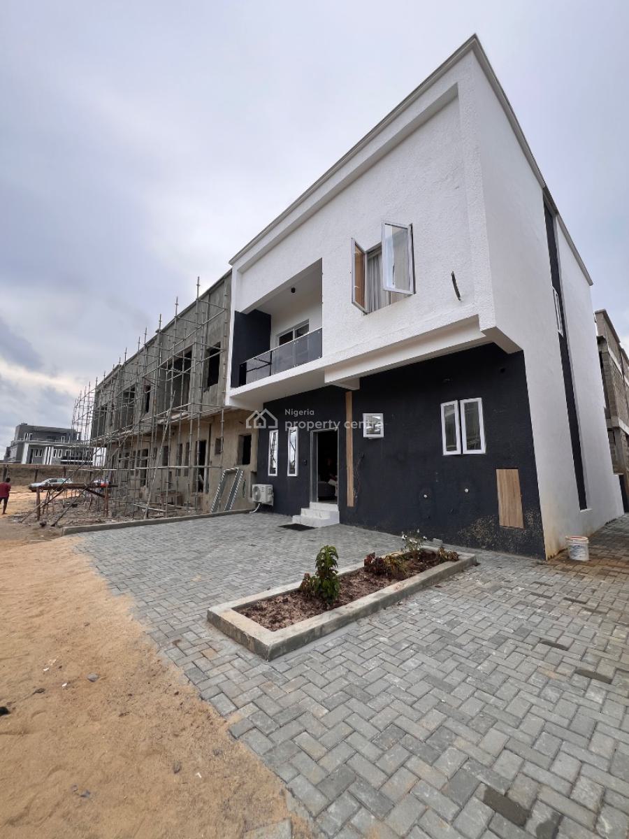 Experience Luxury Living, Along The Expressway & Facing The Prestigious Charter House School, Ajah, Lagos, House for Sale