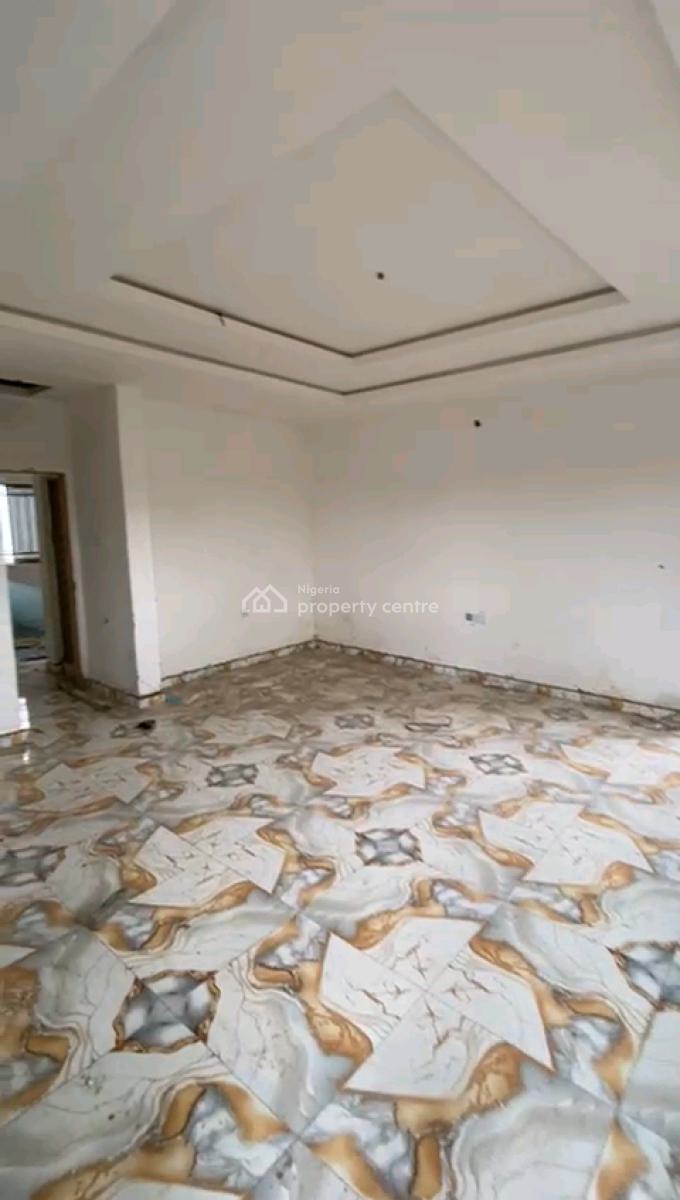 Newly Built, Spacious & Standard 2 Bedroom Apartment; Upstairs, Off Pedro Road, Gbagada, Lagos, Flat / Apartment for Rent