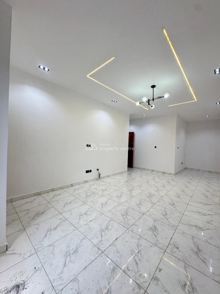 Spacious 2 Bedroom Apartment Within a Serene Environment, Ologolo, Lekki, Lagos, Flat / Apartment for Sale