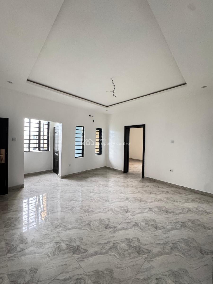 Beautiful 2 Bedroom Apartment, Ologolo, Lekki, Lagos, Flat / Apartment for Sale