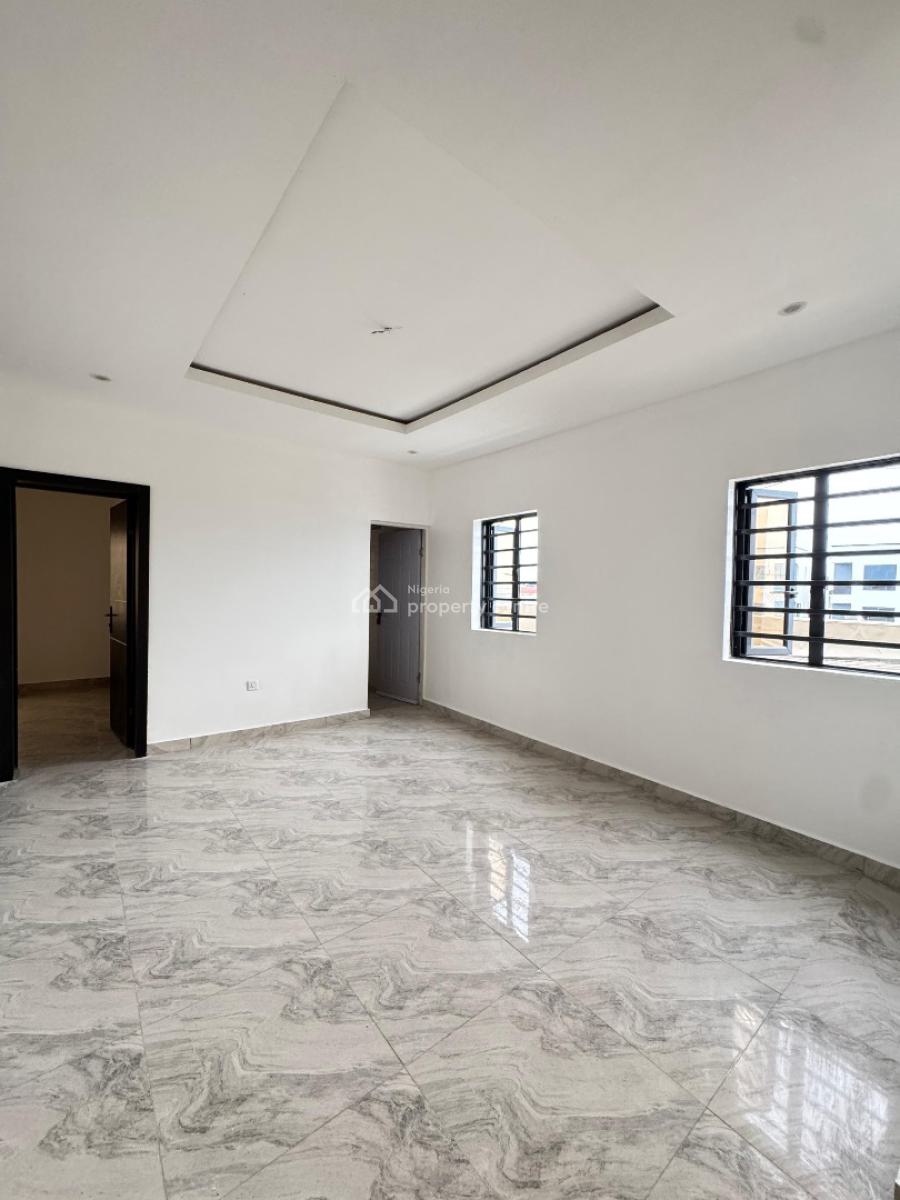 Beautiful 2 Bedroom Apartment, Ologolo, Lekki, Lagos, Flat / Apartment for Sale