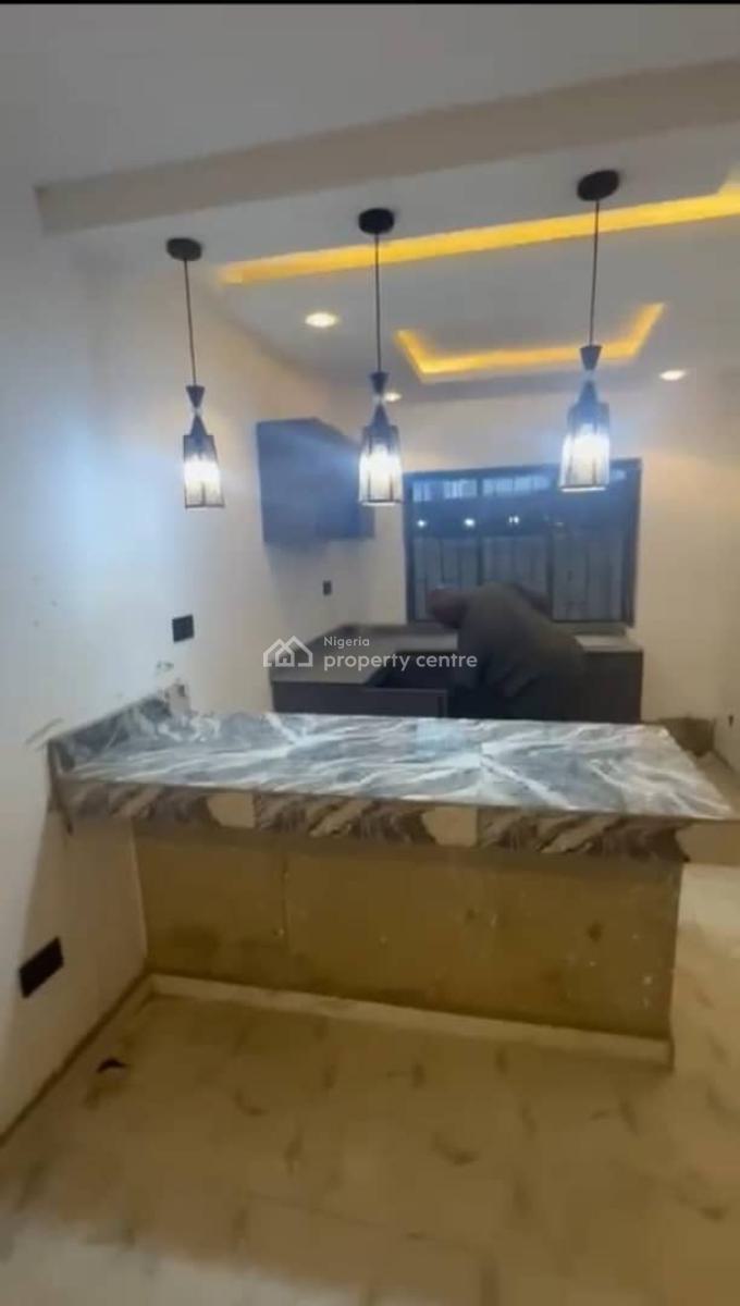 Newly Built 2 Bedroom Flat, Alagomeji, Yaba, Lagos, Flat / Apartment for Rent
