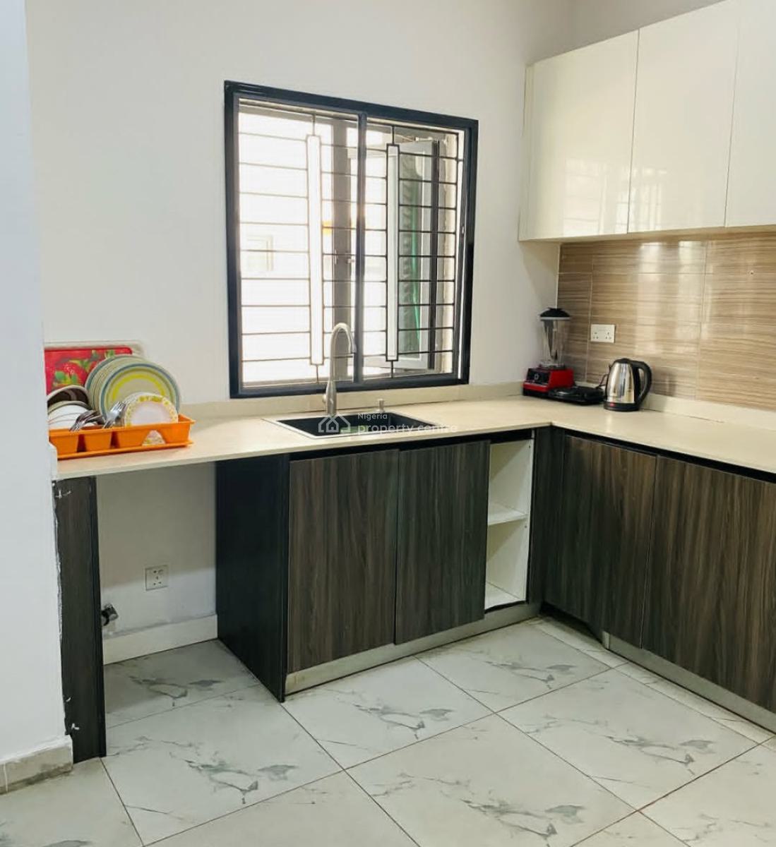 Sparkling and Cozy Apartment, Lanre, Idado, Lekki, Lagos, Self Contain (single Rooms) Short Let