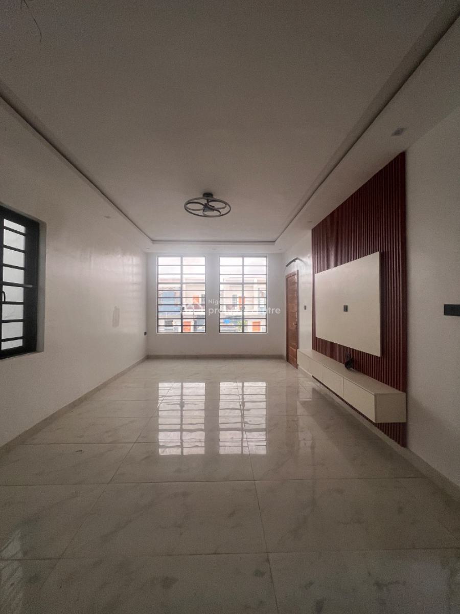 Well Built 4 Bedroom Fully Detached Duplex with Spacious Parking Space, Well Built 4 Bedroom Duplex with Spacious Parking Space in Ologolo, Lekki, Lagos, Detached Duplex for Sale
