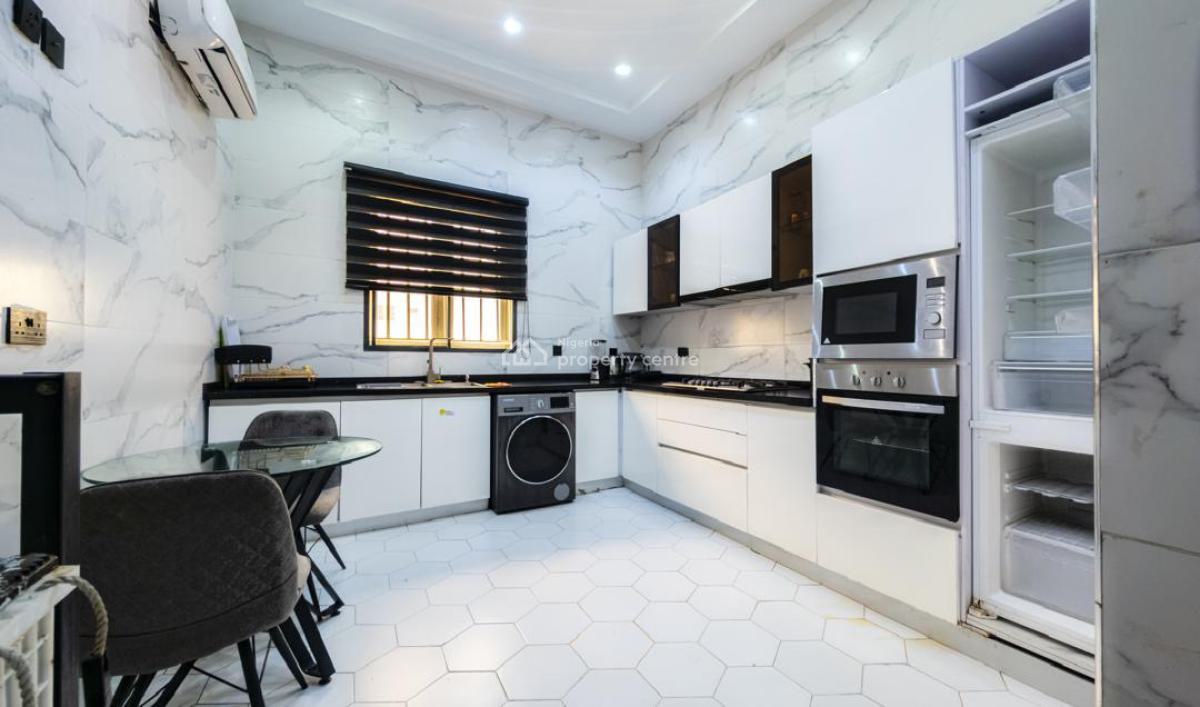 3 Bedroom Penthouse Water Front, Lekki Phase 1, Lekki, Lagos, Flat / Apartment Short Let