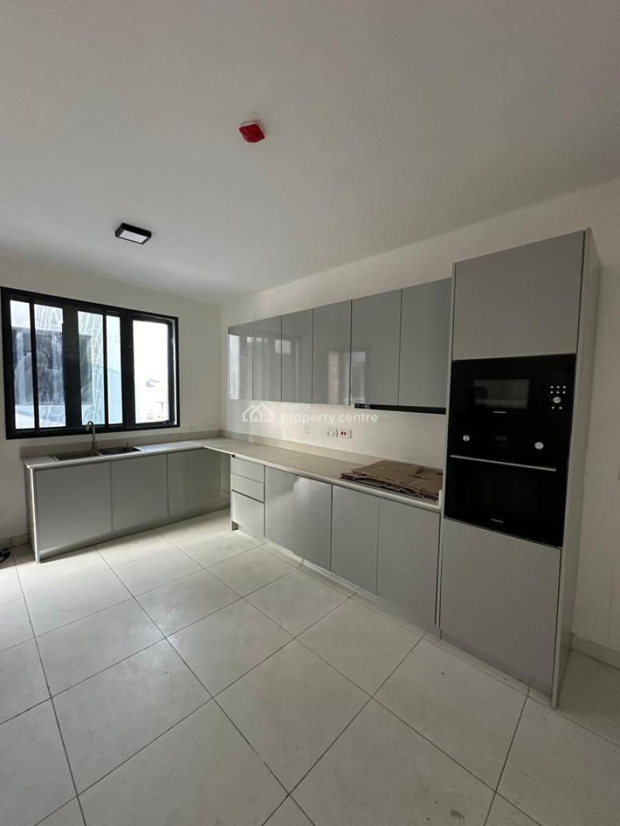 Serviced 4 Bedroom Maisonette Duplex with Bq, Ologolo, Lekki, Lagos, Terraced Duplex for Rent