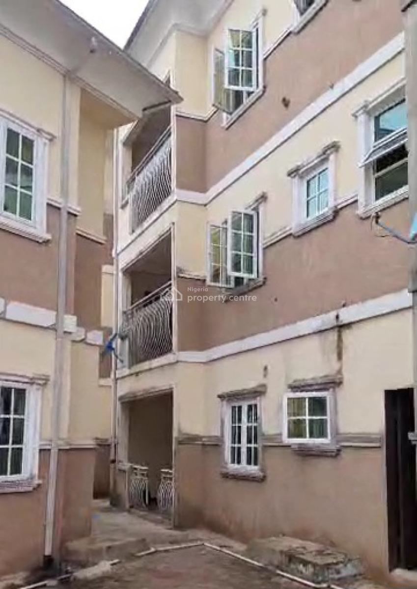 8 Flats of 3 Bedroom Each 9 Flats of 2 Bedroom 100ft By 200ft Land, Amagba Road Gra, Benin, Oredo, Edo, Block of Flats for Sale
