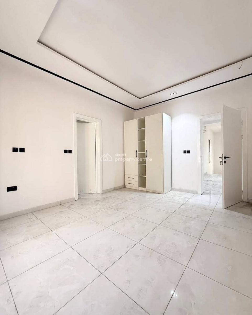 New and Serviced 4 Bedroom En-suite Townhouse with Fitted Kitchen, Coo, Lekki Phase 1, Lekki, Lagos, Terraced Duplex for Rent