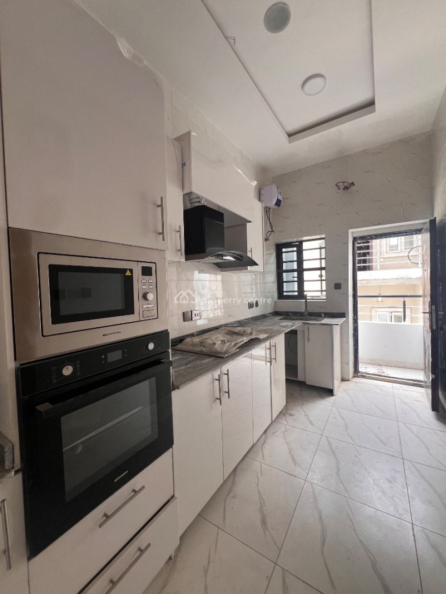 Contemporary 2 Bedroom Apartment with Swimming Pool, Gym and Elevator, Ologolo, Lekki, Lagos, Flat / Apartment for Sale