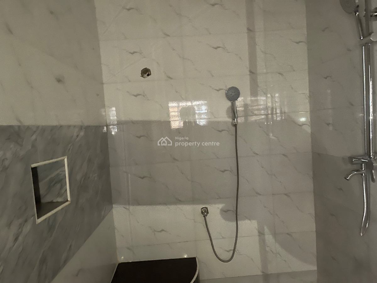 Very Clean  2 Bedroom with Bq, Eleganza Gardens at Vgc Bus Stop, Vgc, Lekki, Lagos, Flat / Apartment for Rent
