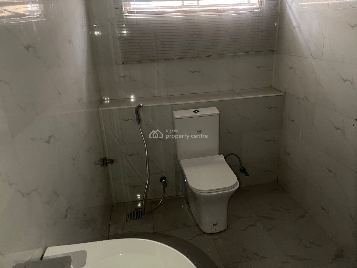 Very Clean  2 Bedroom with Bq, Eleganza Gardens at Vgc Bus Stop, Vgc, Lekki, Lagos, Flat / Apartment for Rent