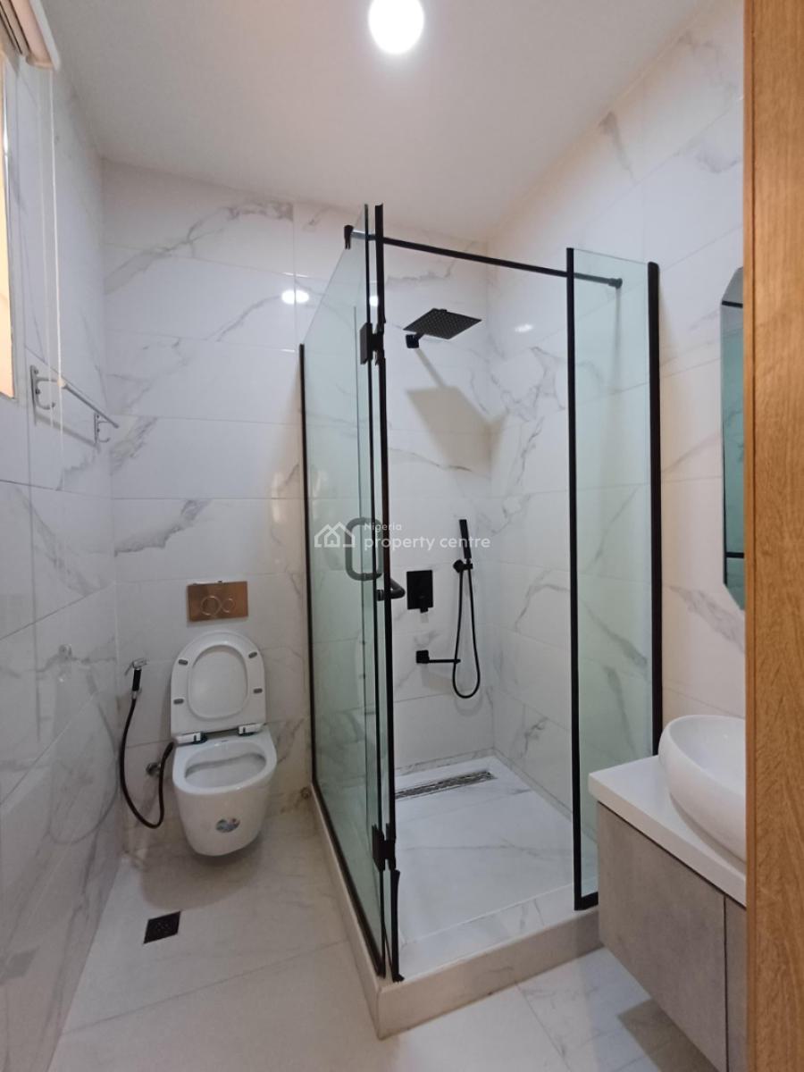 Fully Furnished & Serviced 2-bedroom Apartment + Bq, Lekki Phase 1, Lekki, Lagos, Flat / Apartment for Rent