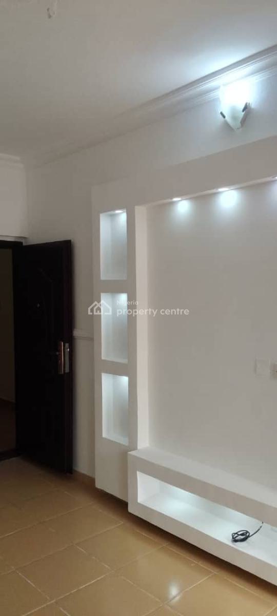 a Luxurious Standard Self Contained Apartment with Studio Kitchen, Bakare Estate, Ajiran, Lekki, Lagos, Self Contain (single Rooms) for Rent