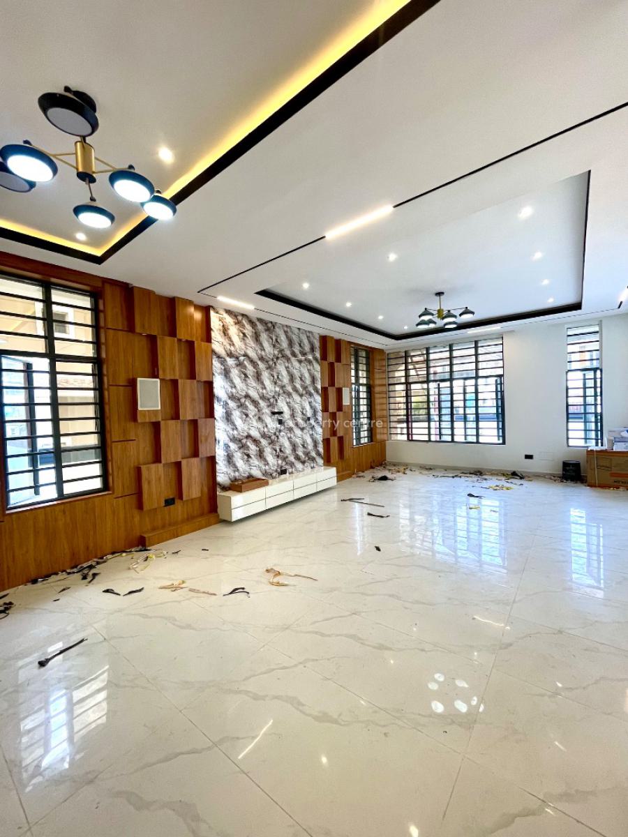 Beautifully Carved Luxury 6 Bedroom Detached Home with Bq, Chevron, Lekki, Lagos, Detached Duplex for Sale