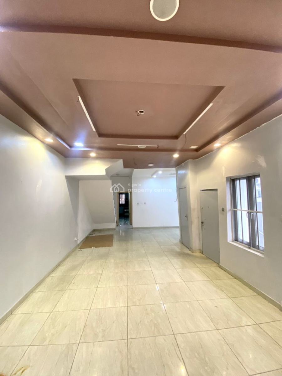 4 Bedroom Semi Detached Duplex with Bq and Come with Inverter, Chevron Drive, Chevron, Lekki, Lagos, Semi-detached Duplex for Rent