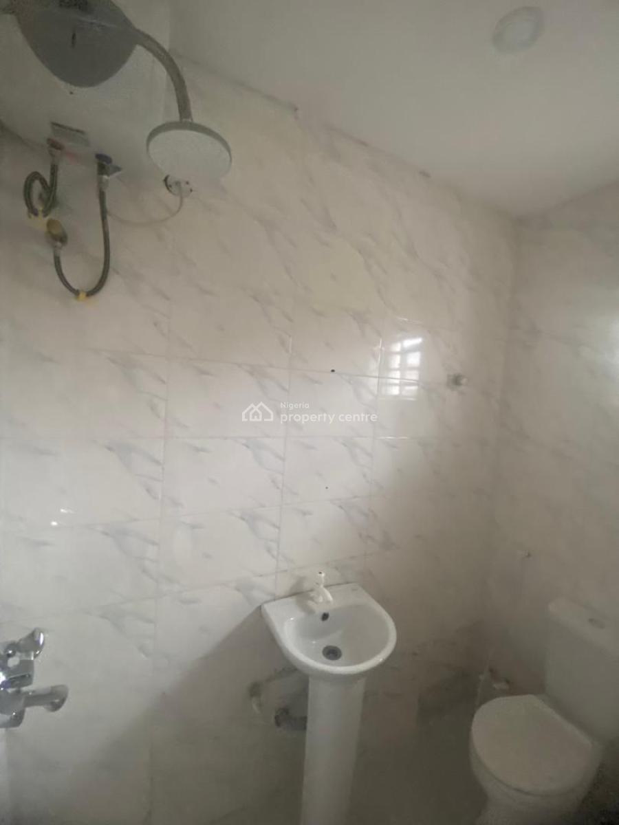Room Self Contain, Yaba, Lagos, Self Contain (single Rooms) for Rent