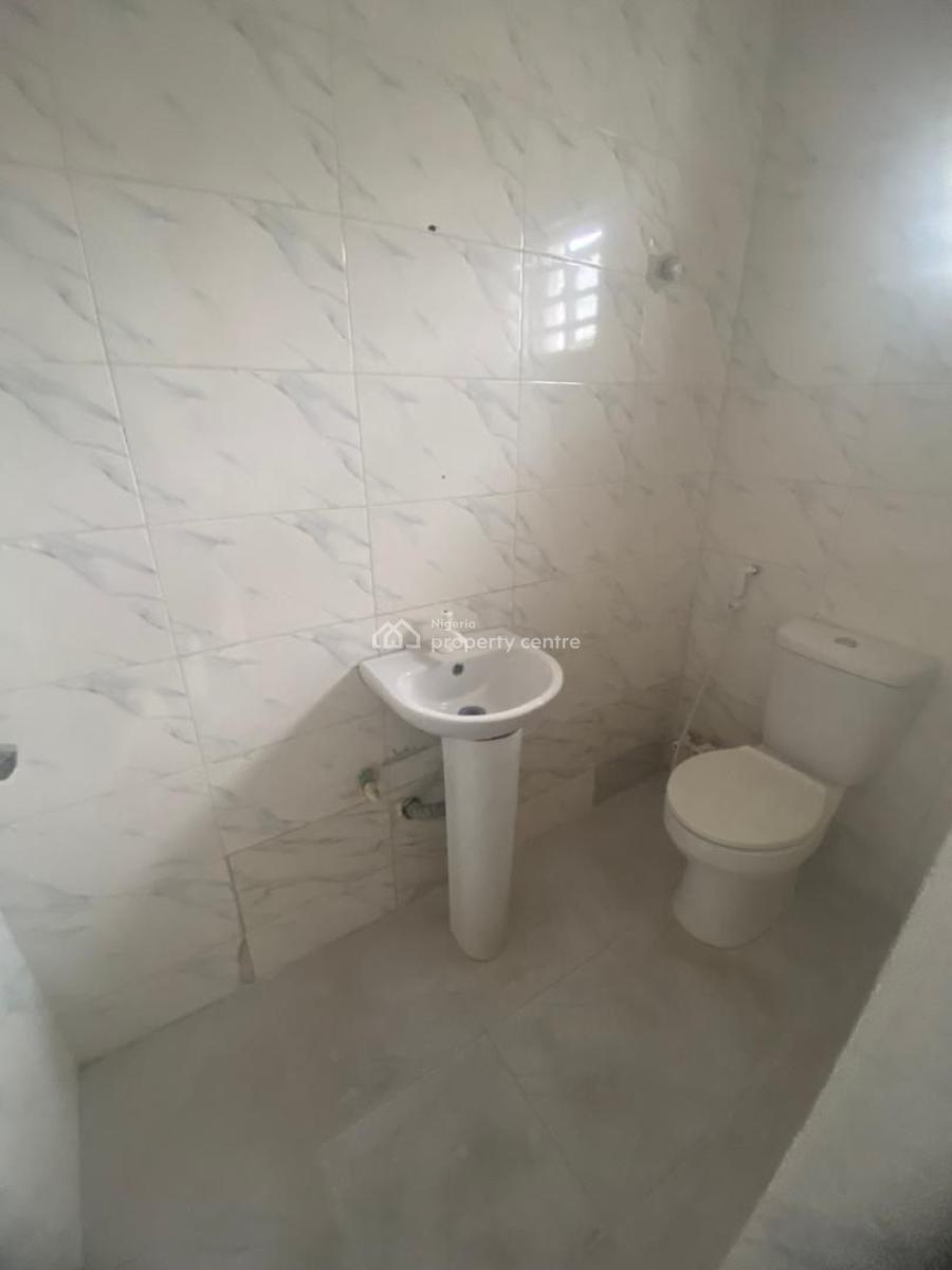 Room Self Contain, Yaba, Lagos, Self Contain (single Rooms) for Rent