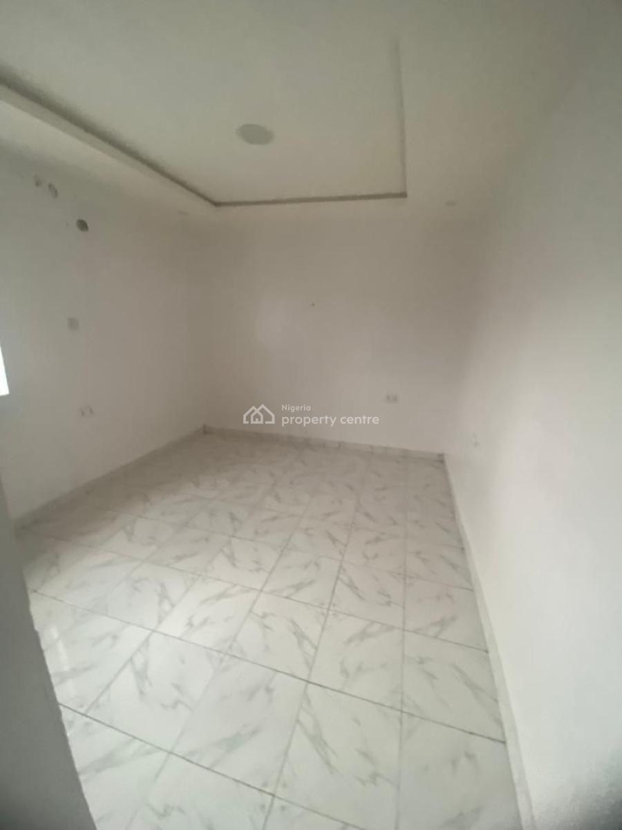Room Self Contain, Yaba, Lagos, Self Contain (single Rooms) for Rent