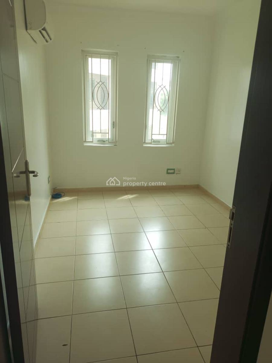 Fully Service 4 Bedroom Terrace Duplex with 2 Room Bqs, Banana Island, Ikoyi, Lagos, Terraced Duplex for Rent