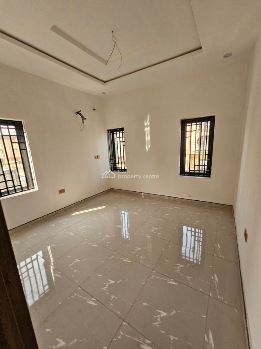 Spacius 3 Bedroom Apartments in a Prime Location Suitable for Airbnb, Surulere, Lagos, Flat / Apartment for Sale