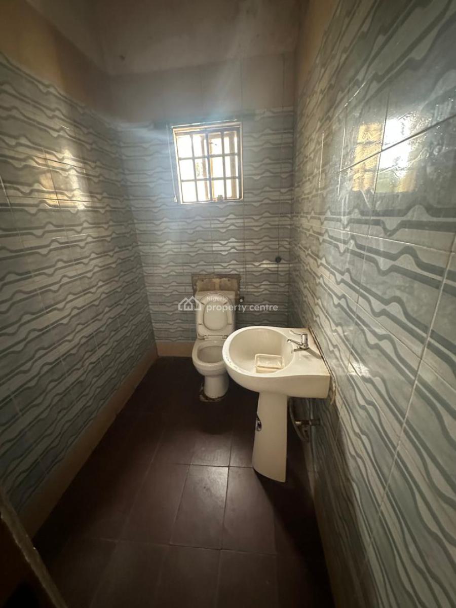 a Commercial Building of 7 Bedrooms Detached Duplex,2 Rooms Bq/ Chalet, Wuse 2, Abuja, Detached Duplex for Rent