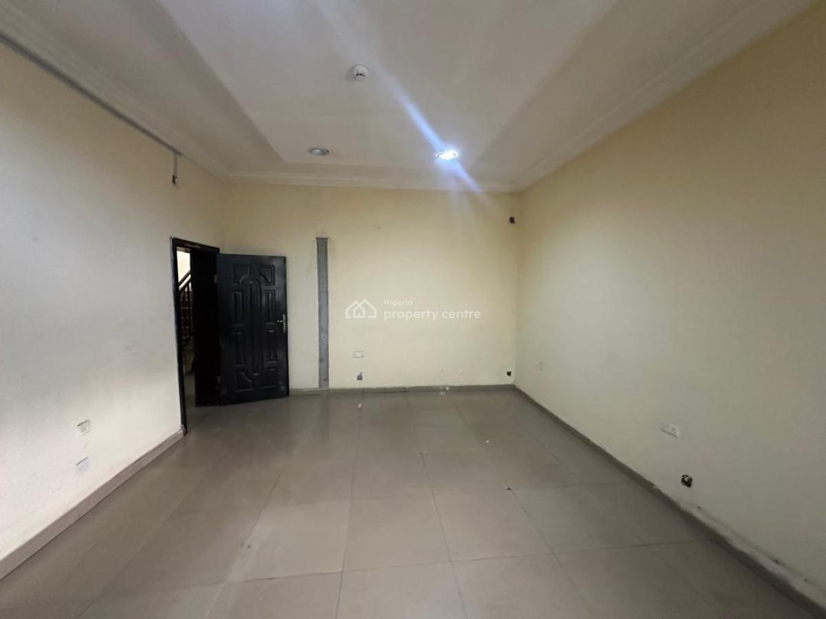 a Commercial Building of 7 Bedrooms Detached Duplex,2 Rooms Bq/ Chalet, Wuse 2, Abuja, Detached Duplex for Rent