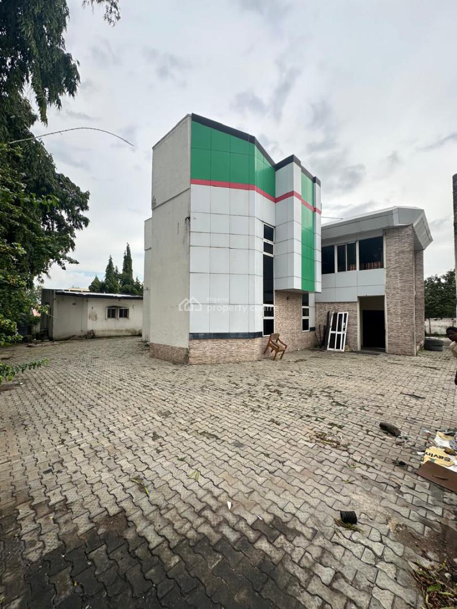 a Commercial Building of 7 Bedrooms Detached Duplex,2 Rooms Bq/ Chalet, Wuse 2, Abuja, Detached Duplex for Rent