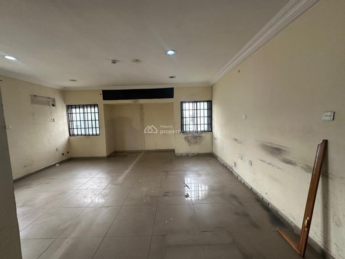 a Commercial Building of 7 Bedrooms Detached Duplex,2 Rooms Bq/ Chalet, Wuse 2, Abuja, Detached Duplex for Rent