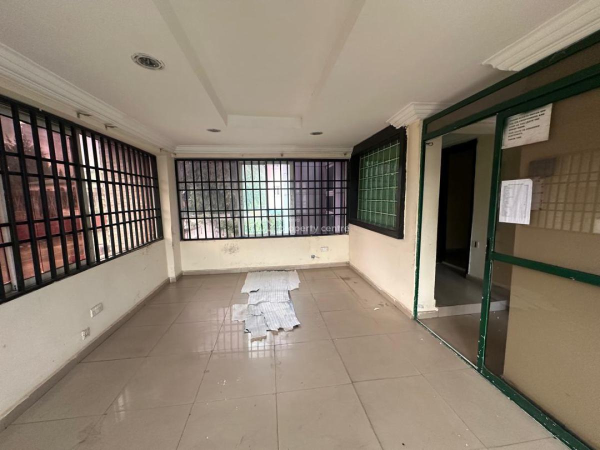 a Commercial Building of 7 Bedrooms Detached Duplex,2 Rooms Bq/ Chalet, Wuse 2, Abuja, Detached Duplex for Rent
