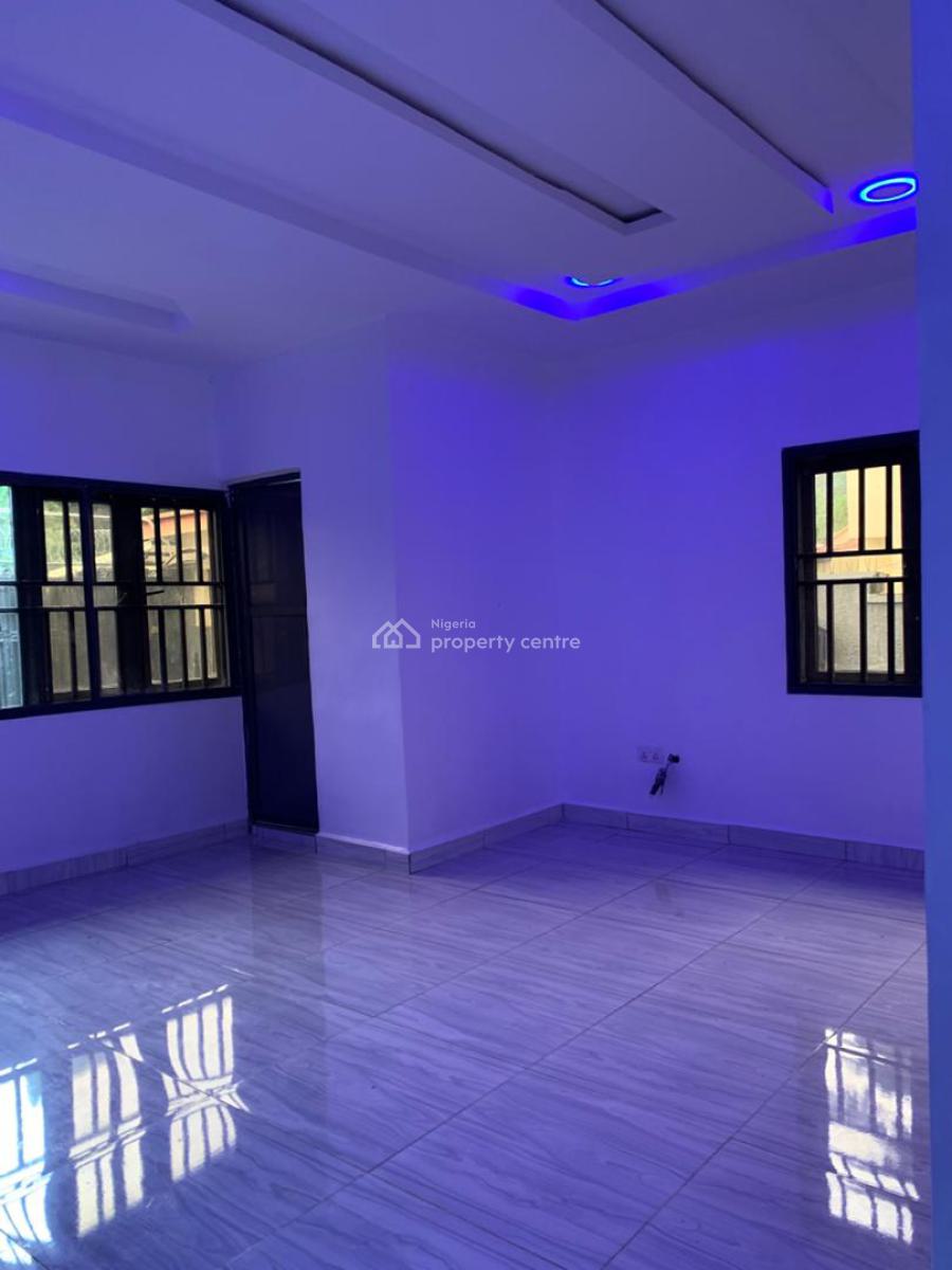 3 Bedroom Flat on 2nd Floor Fha Quarters, Fha Quarters, Maitama District, Abuja, Flat / Apartment for Rent
