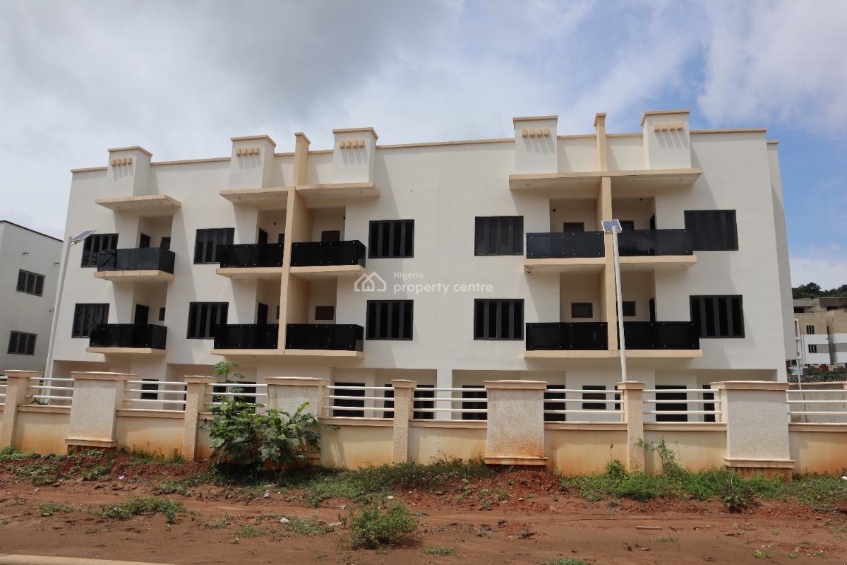 25 Rooms Apartments (5 Terraces) with a C of O, By Obi Cubanas House, Guzape District, Abuja, Terraced Duplex for Sale