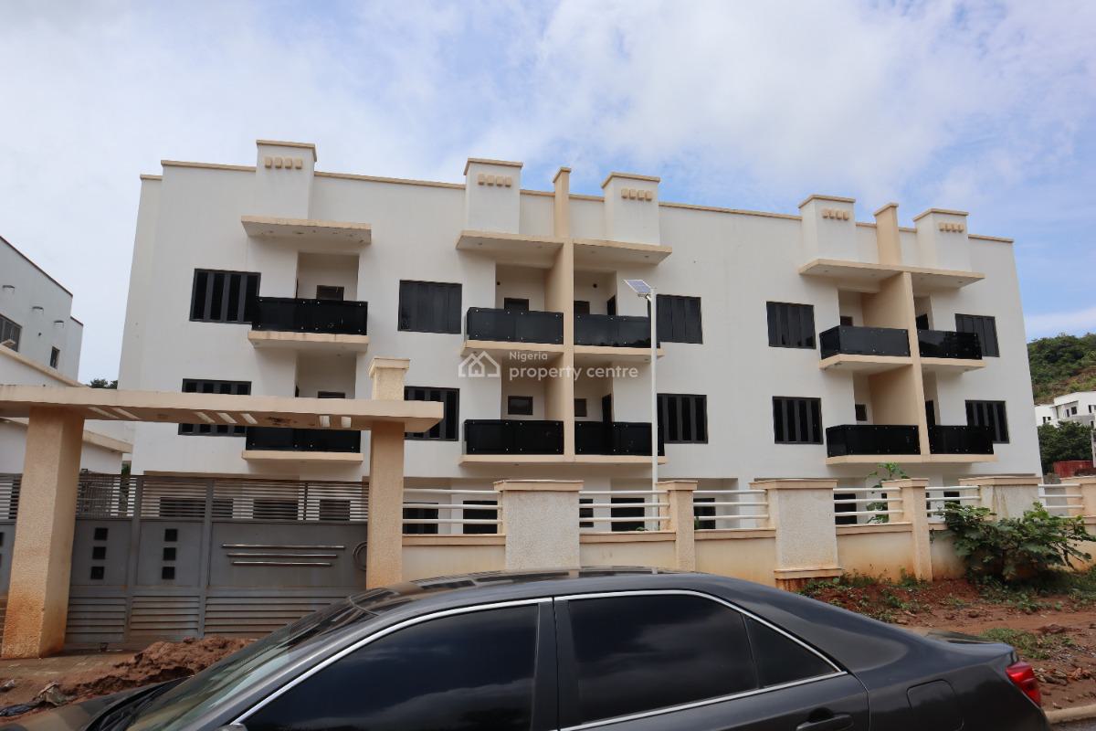25 Rooms Apartments (5 Terraces) with a C of O, By Obi Cubanas House, Guzape District, Abuja, Terraced Duplex for Sale
