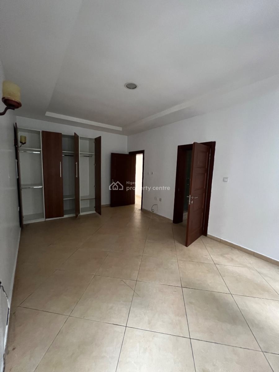 Well Maintained 3 Bedroom Flat with Elevators, Oniru, Victoria Island (vi), Lagos, Flat / Apartment for Rent