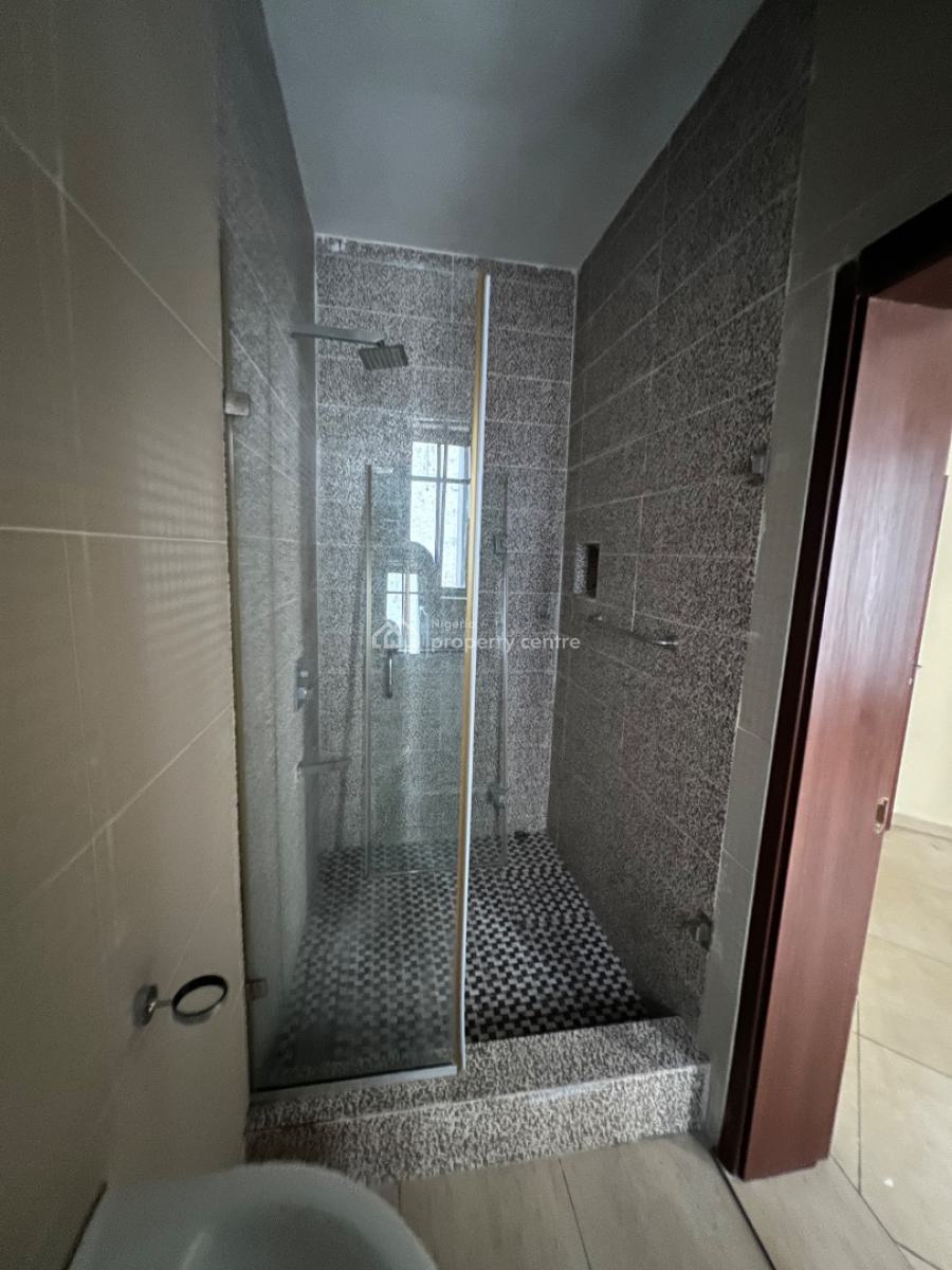 Well Maintained 3 Bedroom Flat with Elevators, Oniru, Victoria Island (vi), Lagos, Flat / Apartment for Rent