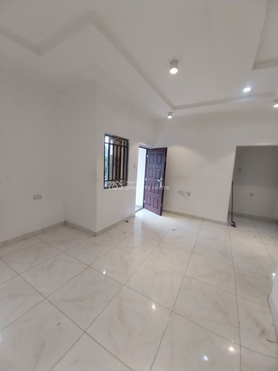 Standard 1 Bedroom Flat with Federal Light, Shell Cooperative Estate Eneka Link Road Off G U Akeh Road Eliozu, Eneka, Port Harcourt, Rivers, Flat / Apartment for Rent