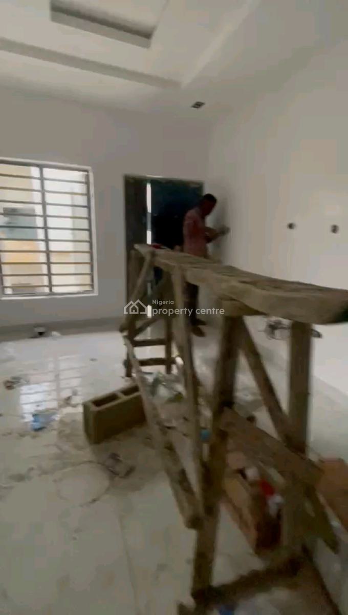 Spacious and Exclusive 3 Bedrooms Apartment, Anthony, Maryland, Lagos, Flat / Apartment for Rent