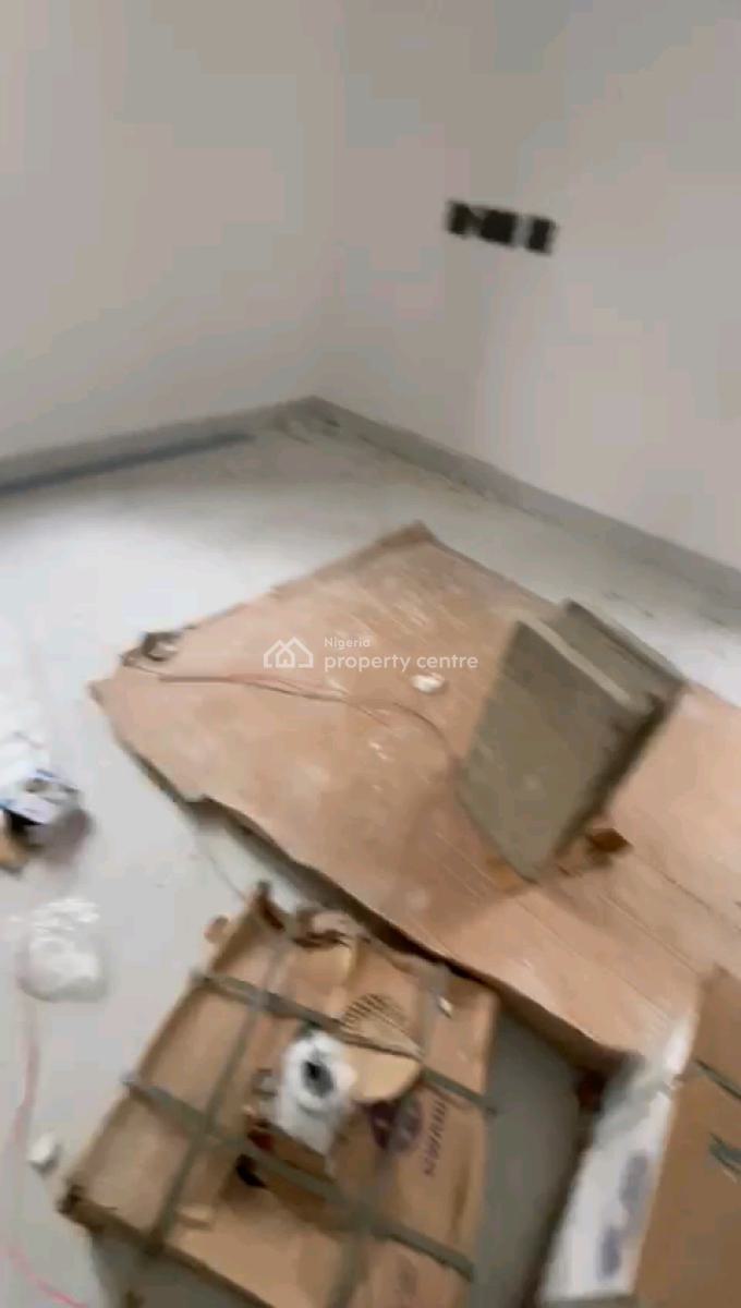 Spacious and Exclusive 3 Bedrooms Apartment, Anthony, Maryland, Lagos, Flat / Apartment for Rent