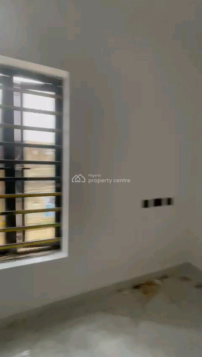 Spacious and Exclusive 3 Bedrooms Apartment, Anthony, Maryland, Lagos, Flat / Apartment for Rent